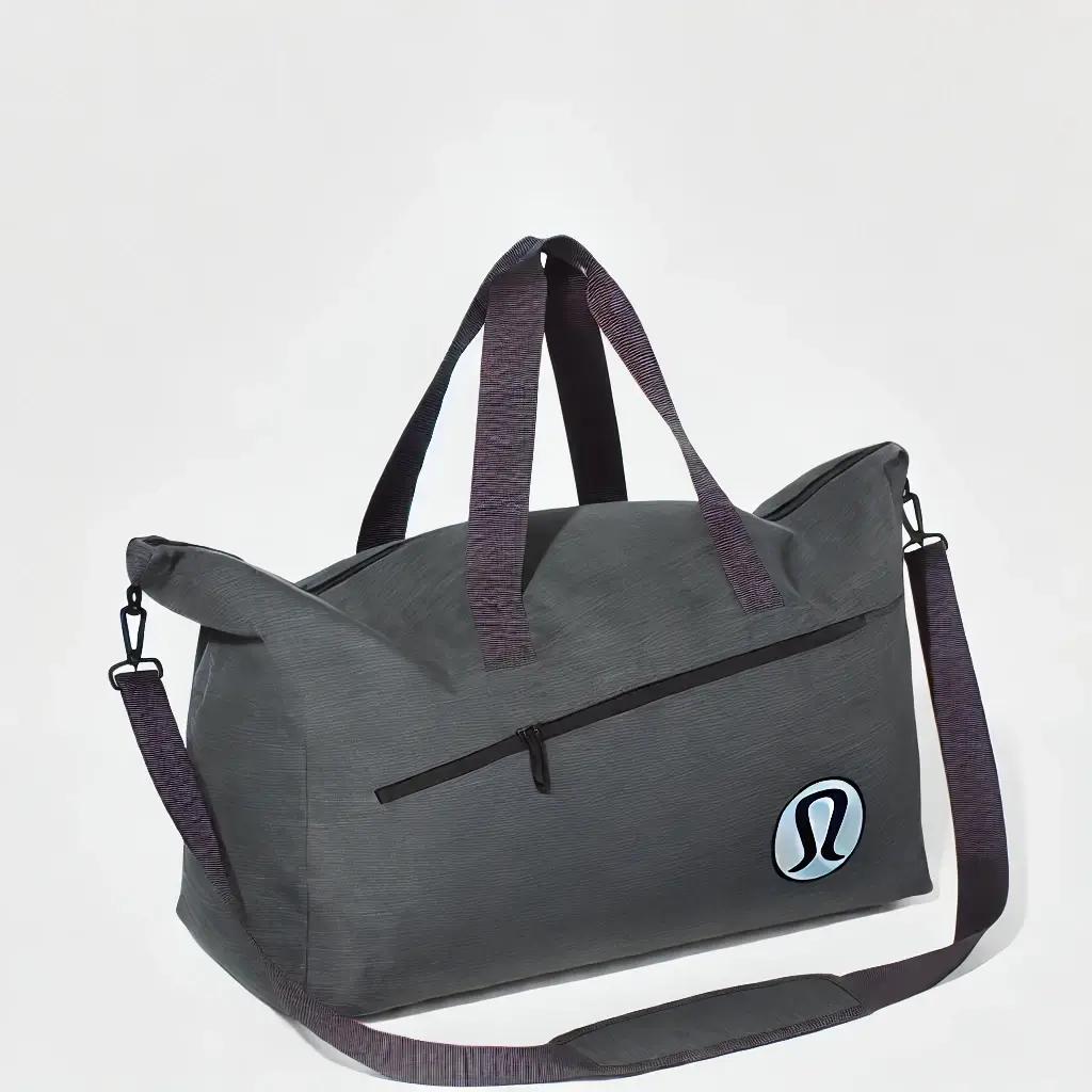 加拿大必買包包4. Lululemon Gym Bag